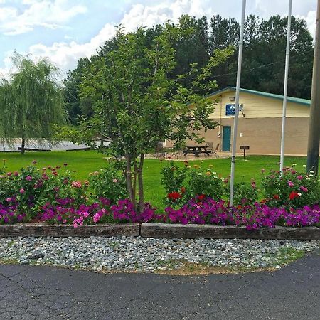 Americas Best Value Inn Heflin Exterior foto