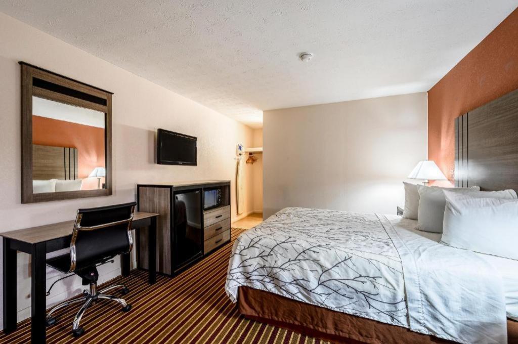 Americas Best Value Inn Heflin Exterior foto